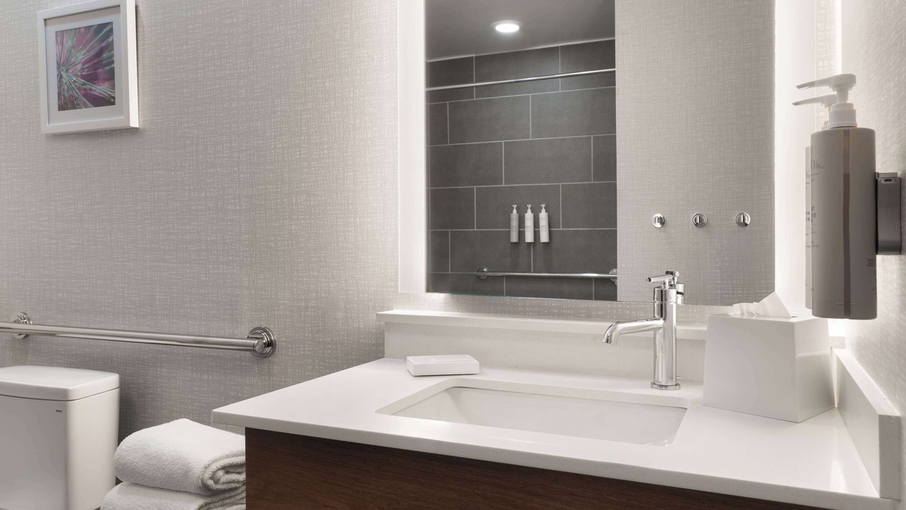Photo of Bathroom in Pine Forest