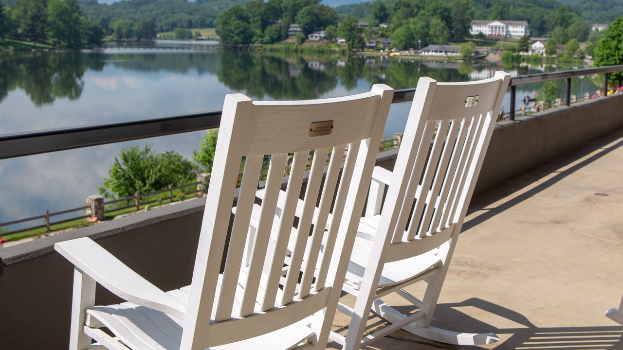 Photo of Patio Balcony in Lake Junaluska