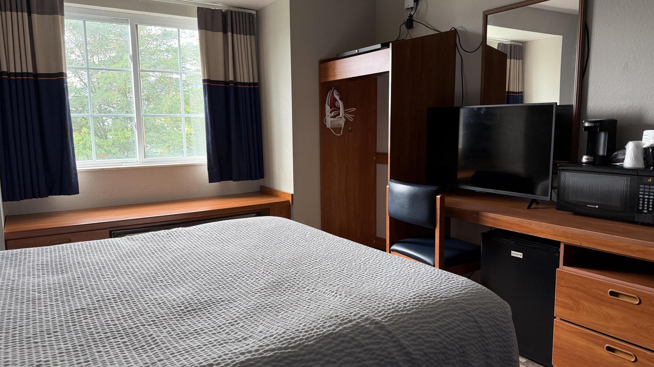 Photo of Bedroom in Normal