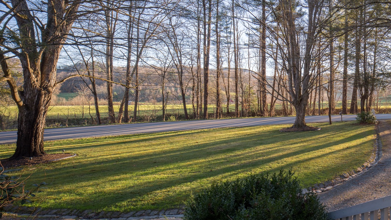 Photo of Outdoor in Sugar Grove