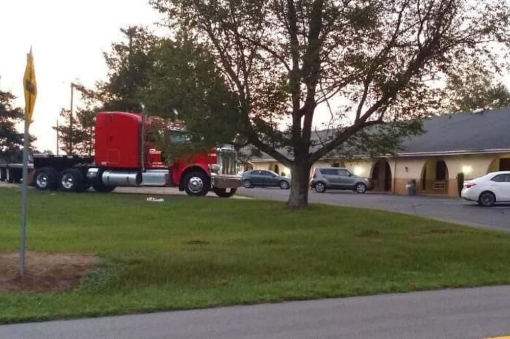 Photo of Outdoor in Rockingham