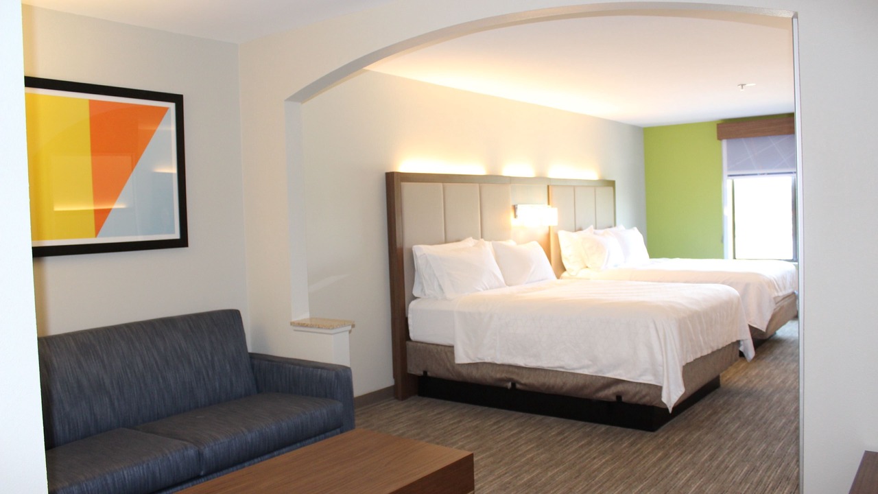 Photo of Bedroom in Forest City