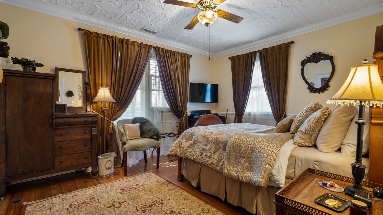 Photo of Bedroom in Statesville