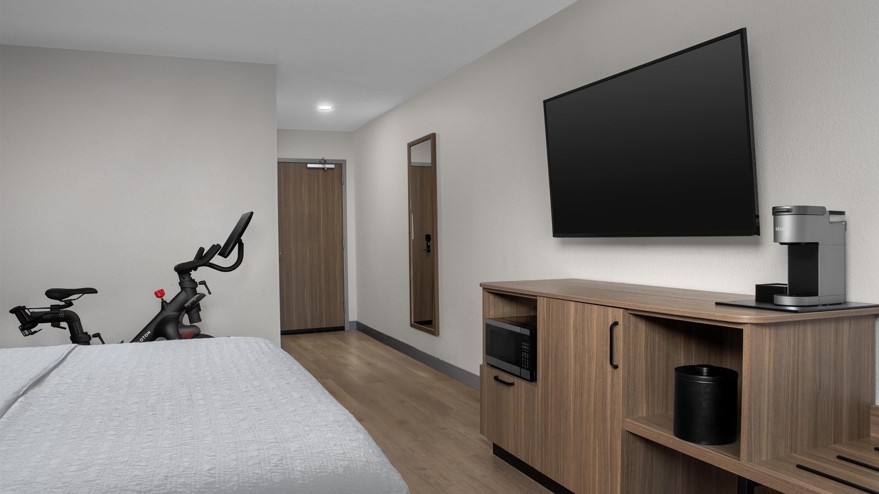 Photo of Bedroom in Lenoir City