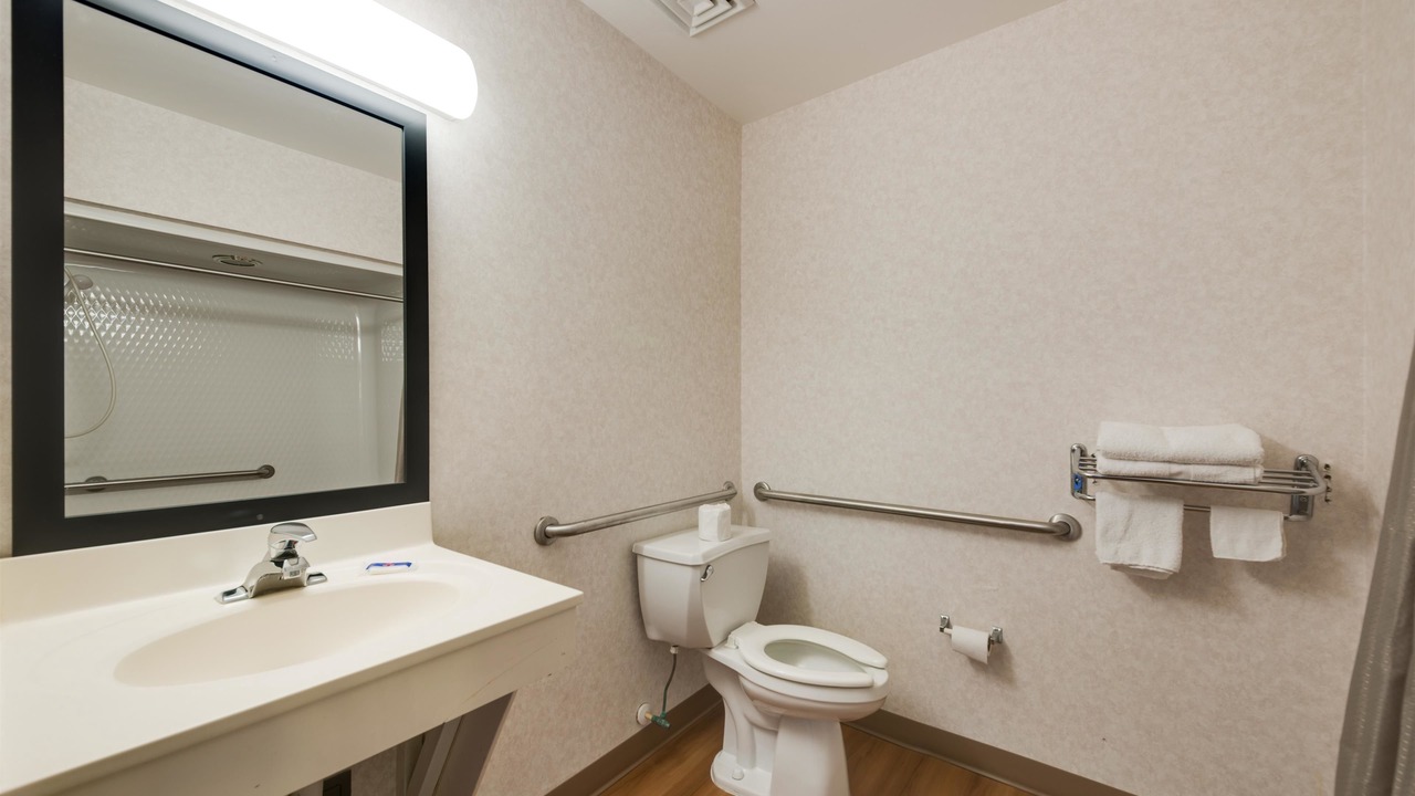 Photo of Bathroom in Barium Springs