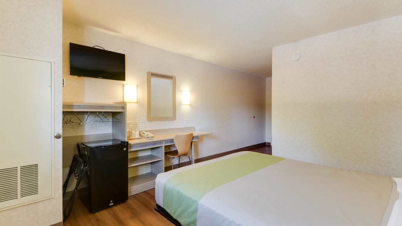 Photo of Bedroom in Barium Springs