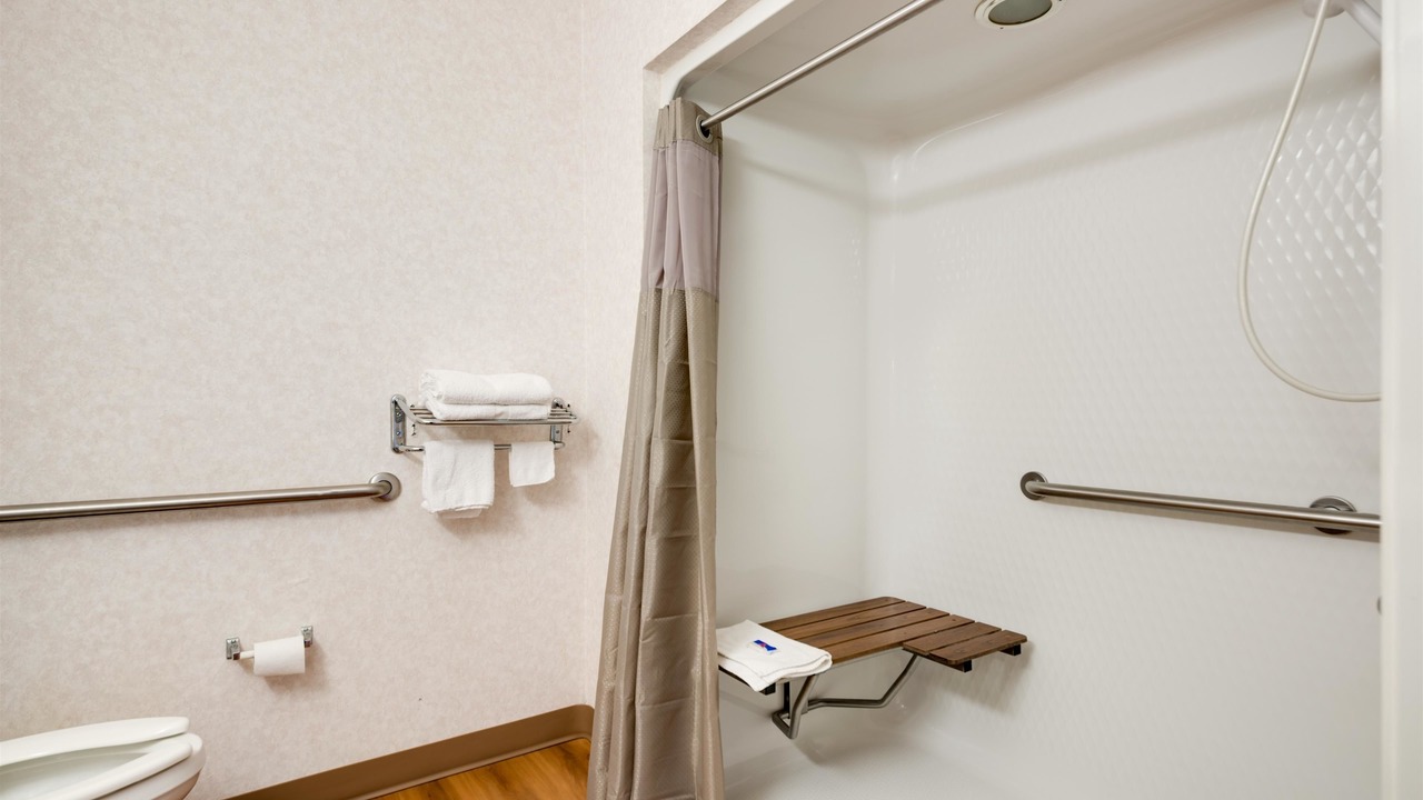 Photo of Bathroom in Barium Springs