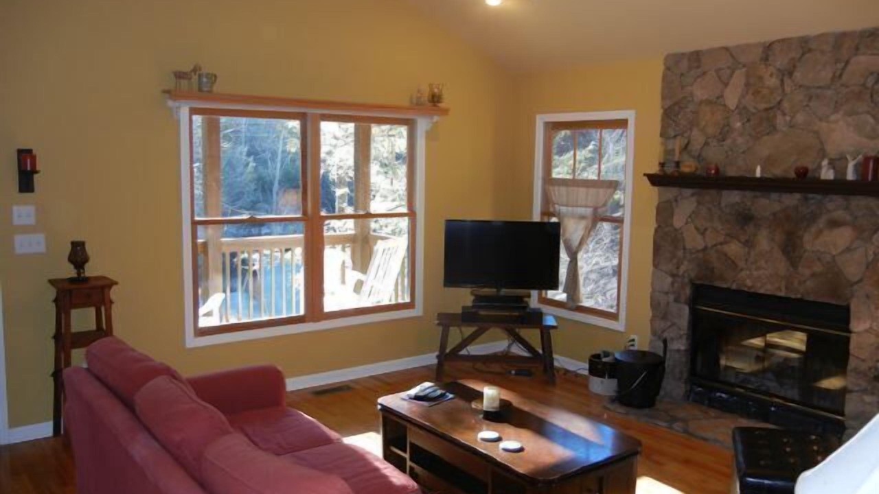 Photo of Livingroom in Brevard