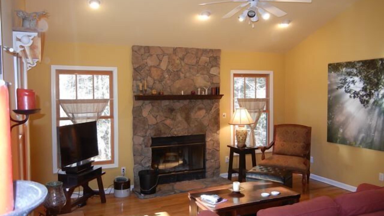 Photo of Livingroom in Brevard