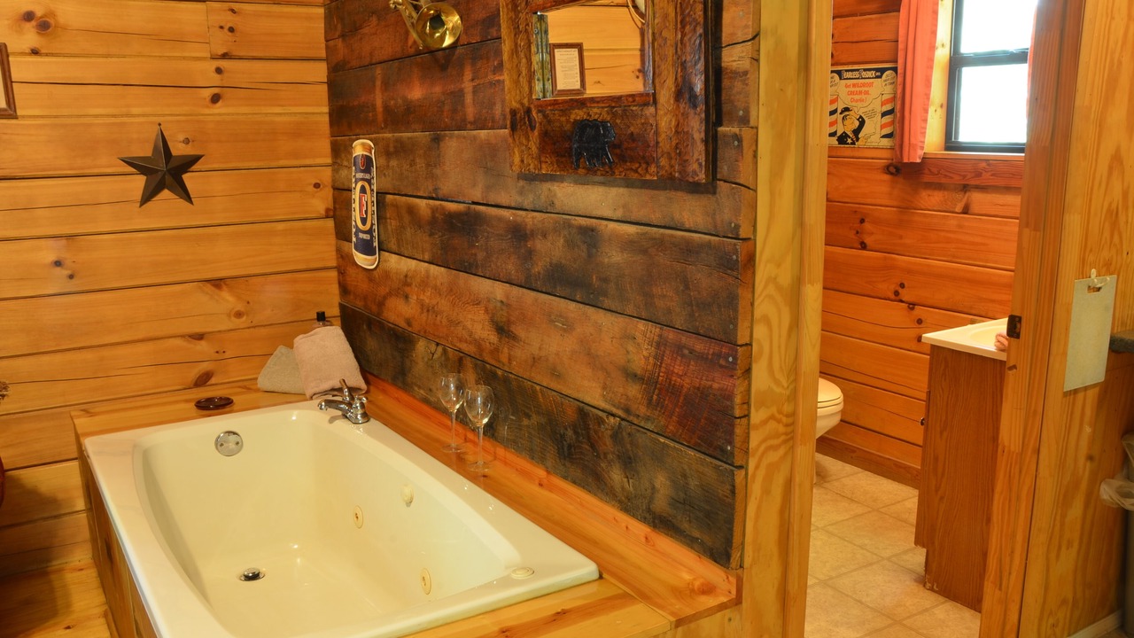 Photo of Bathroom in Cherokee