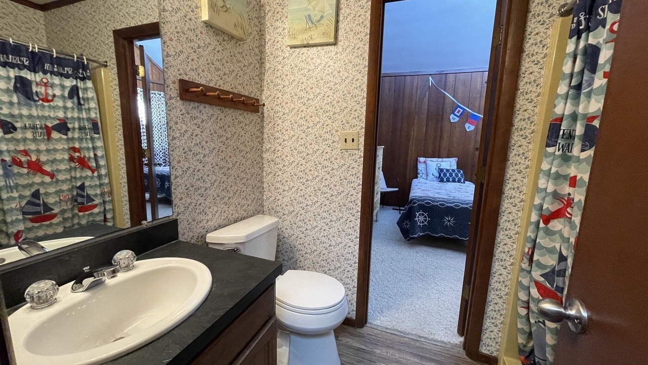 Photo of Bathroom in Hatteras