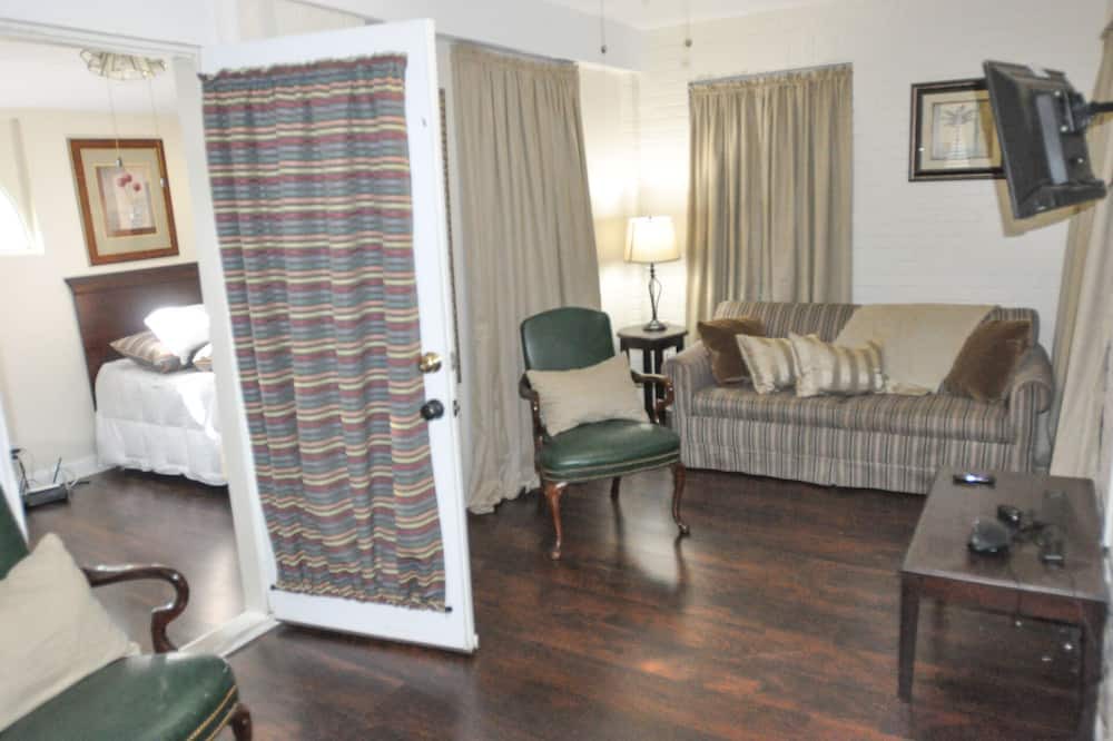 Photo of Bedroom in Wesley Heights