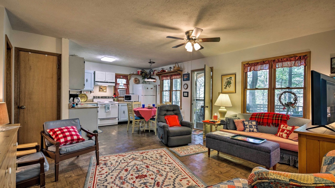 Photo of Livingroom in Penrose