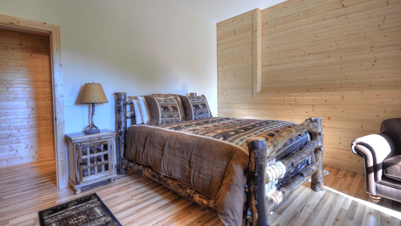 Photo of Bedroom in Almond