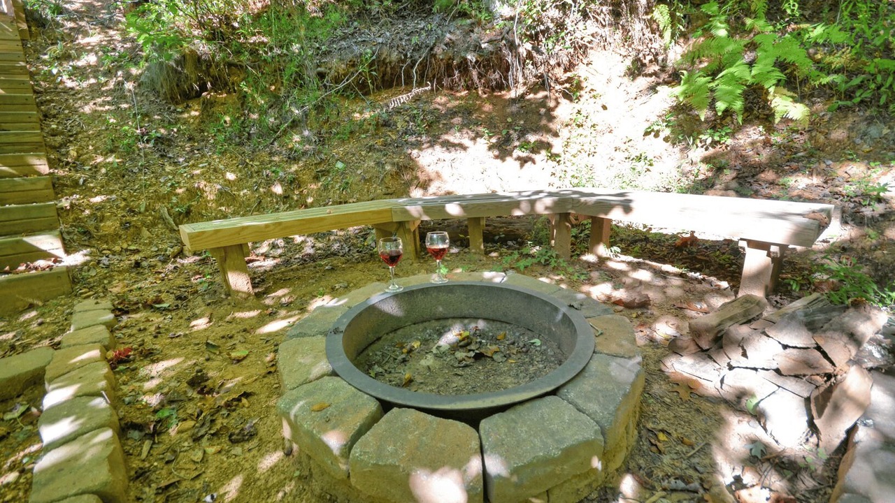 Photo of Outdoor in Almond