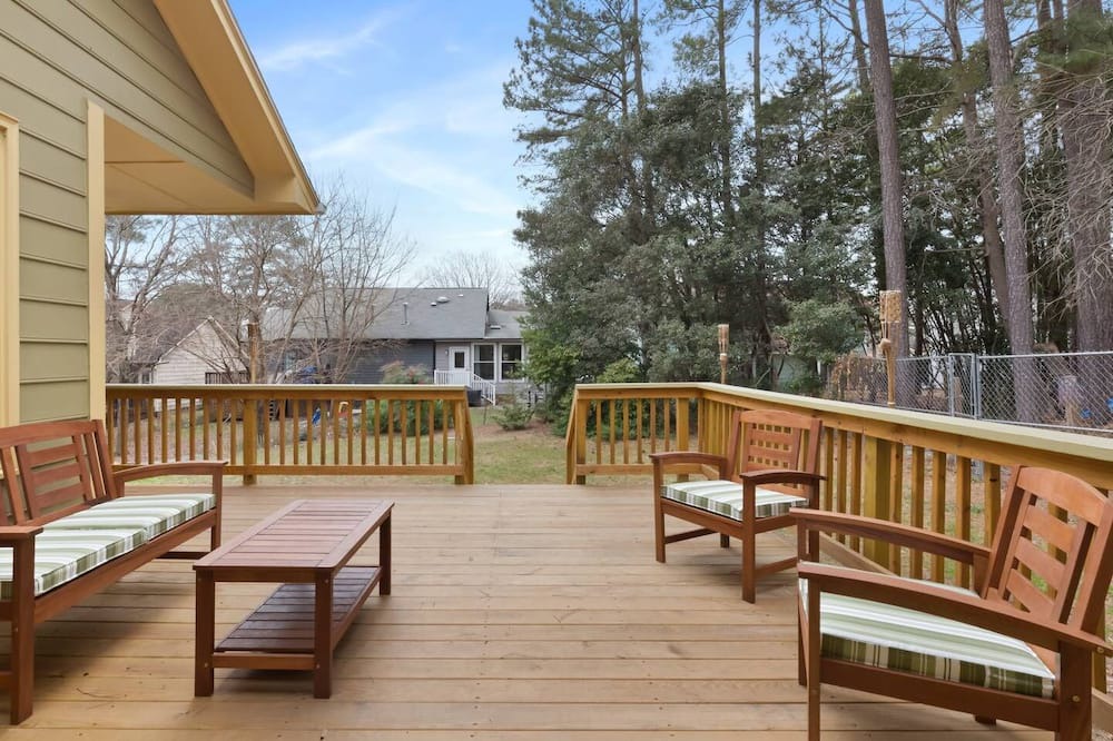 Photo of Patio Balcony in Northeast Raleigh