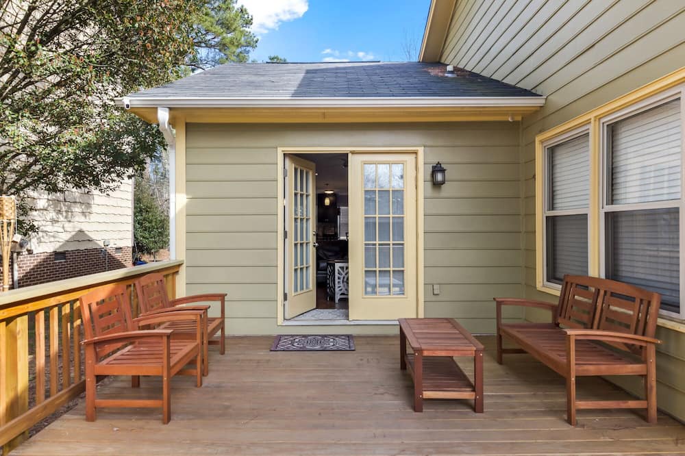Photo of Patio Balcony in Northeast Raleigh