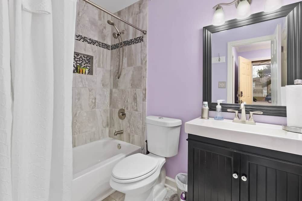 Photo of Bathroom in Northeast Raleigh