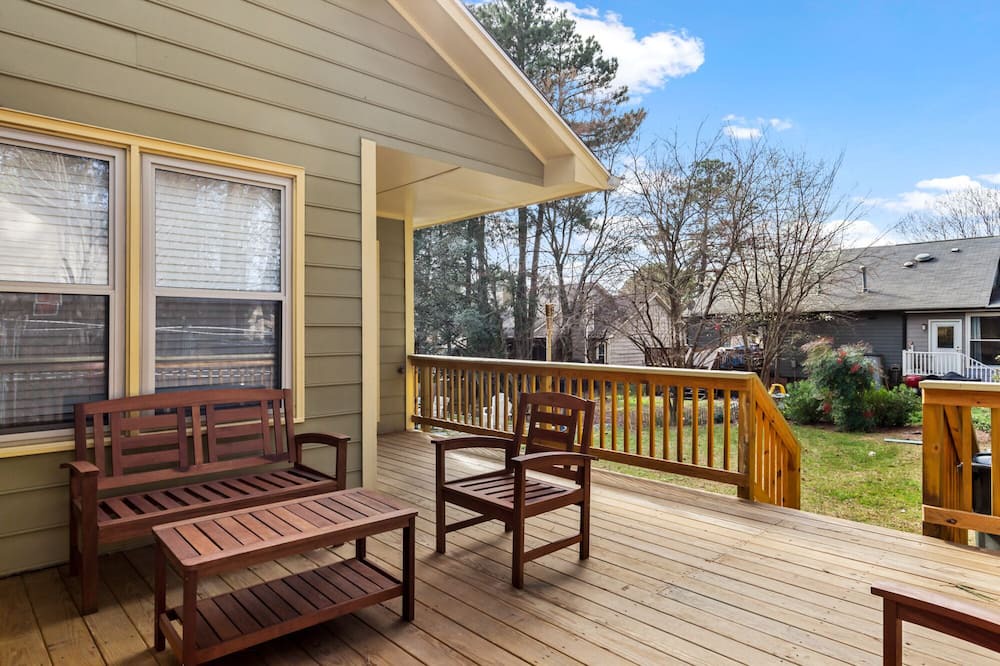 Photo of Patio Balcony in Northeast Raleigh