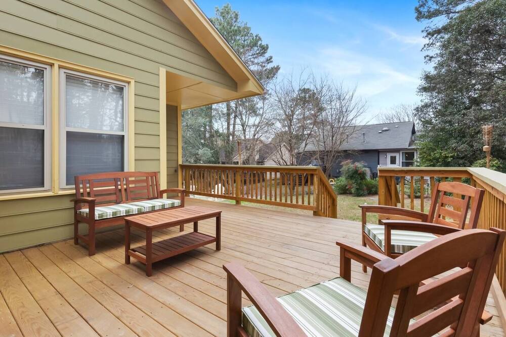 Photo of Patio Balcony in Northeast Raleigh