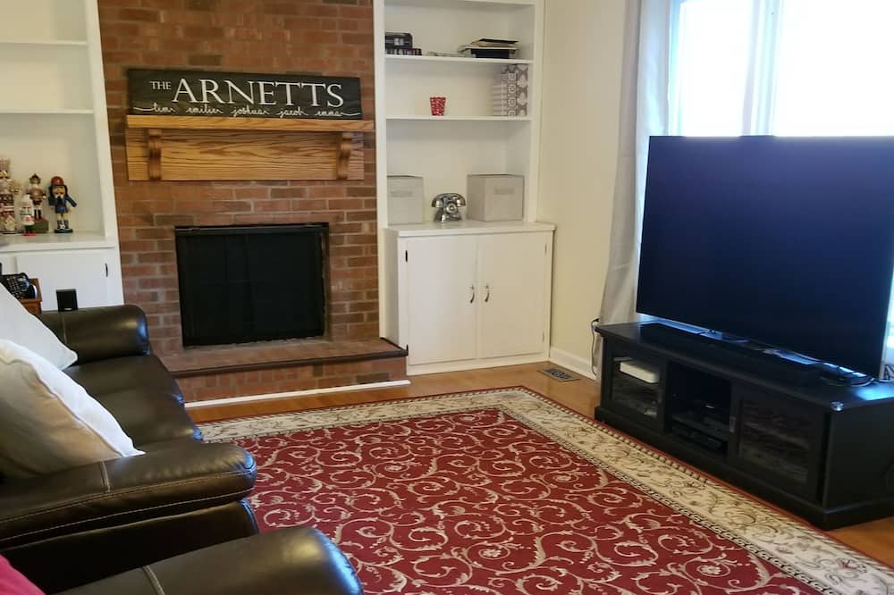 Photo of Bedroom in Reidsville