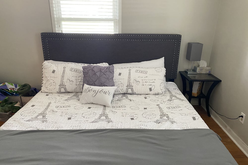 Photo of Bedroom in Reidsville