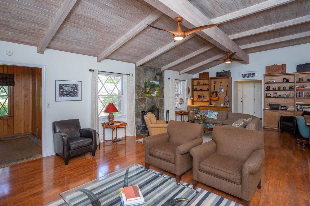 Photo of Livingroom in Beaufort
