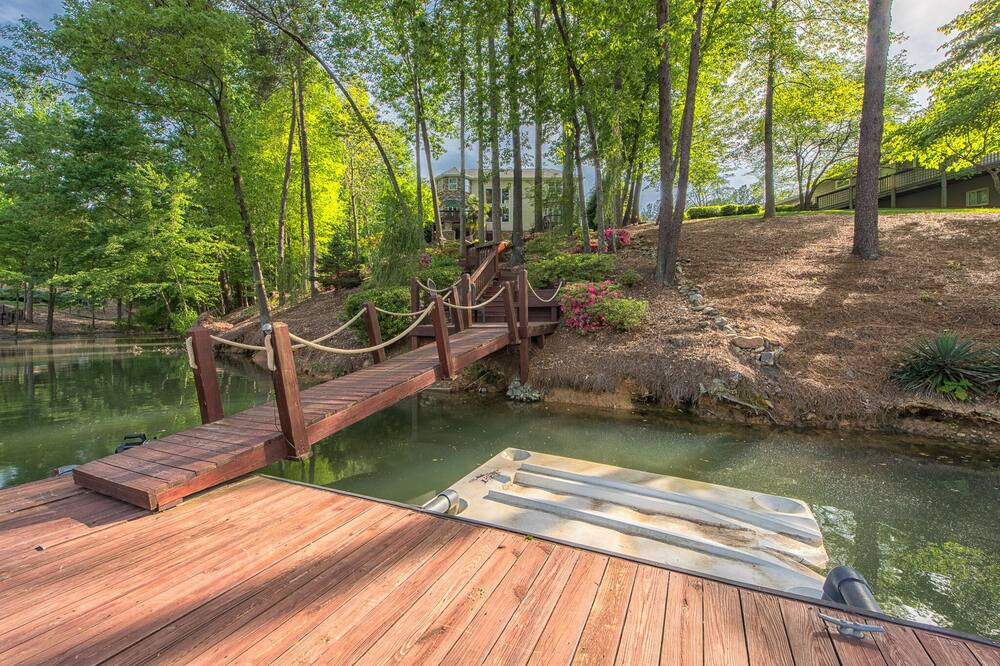 Photo of Outdoor in Barium Springs