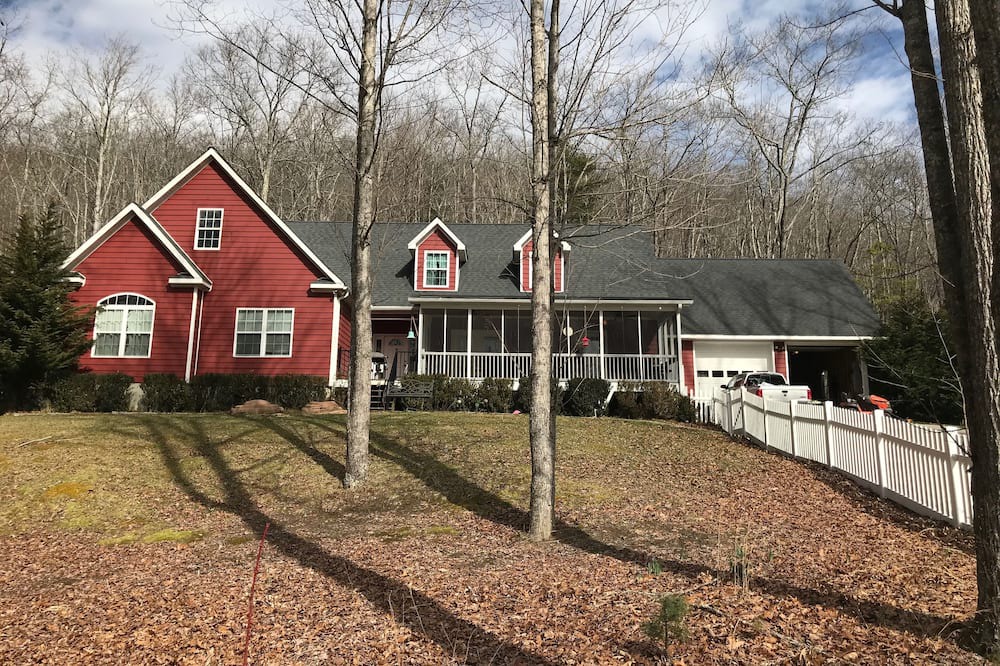 Photo of Outdoor in Lake Toxaway