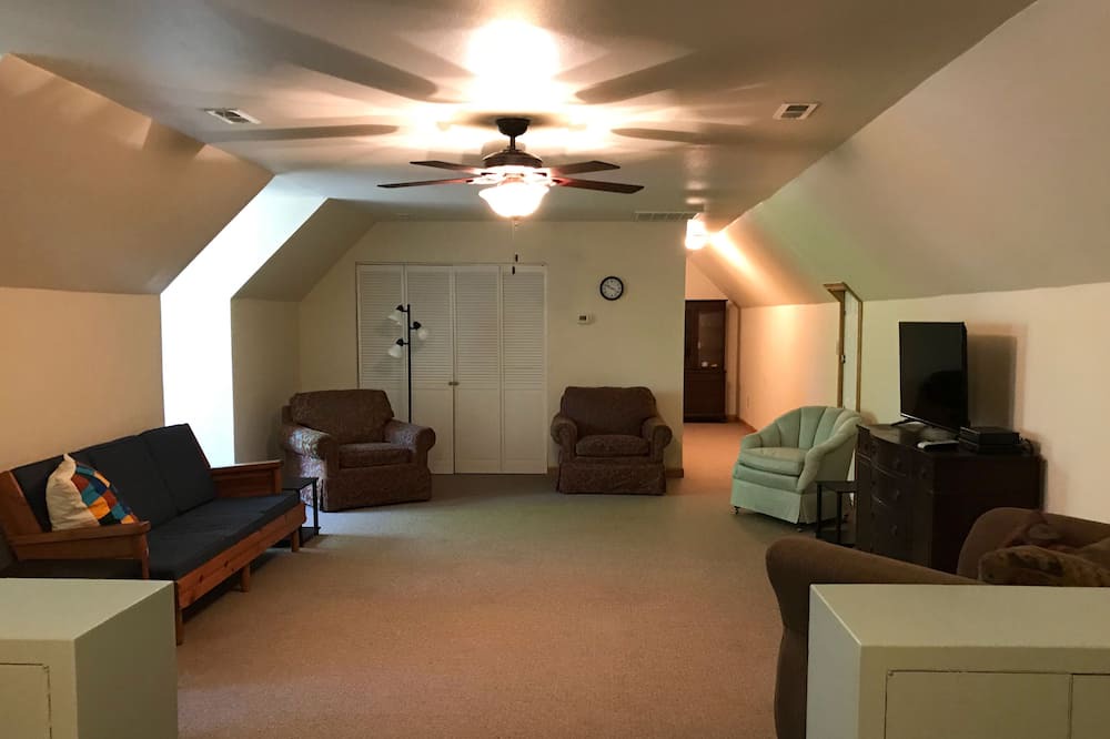 Photo of Livingroom in Lake Toxaway