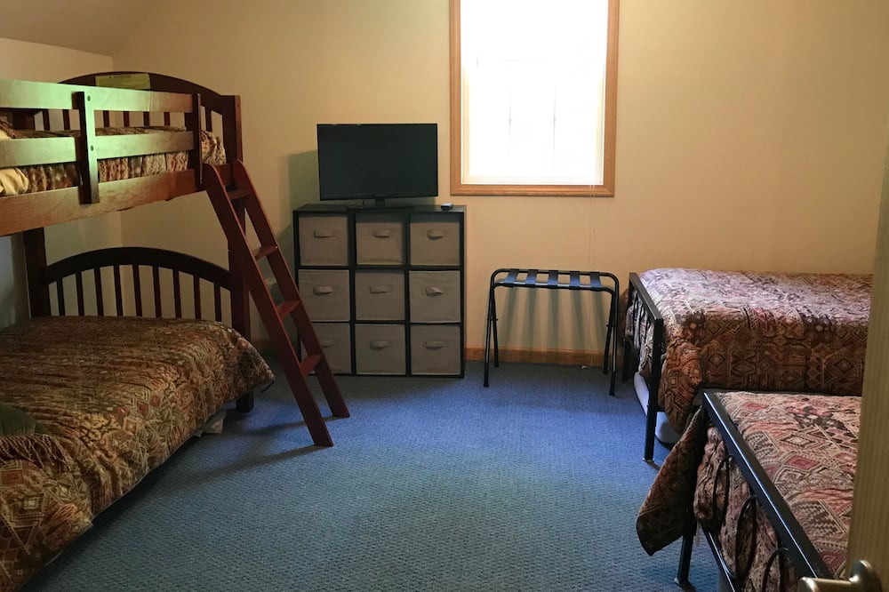 Photo of Bedroom in Lake Toxaway