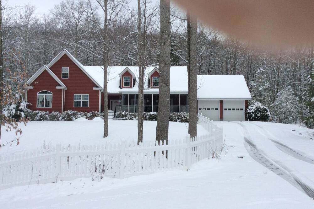Photo of Others in Lake Toxaway
