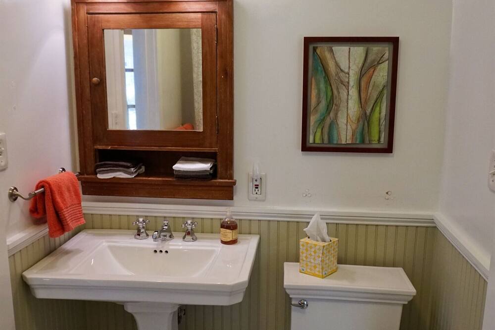 Photo of Bathroom in Burnsville