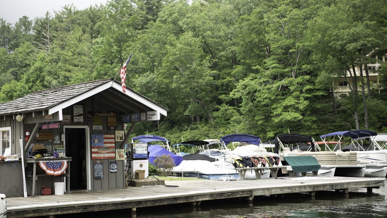 Photo of Others in Lake Toxaway