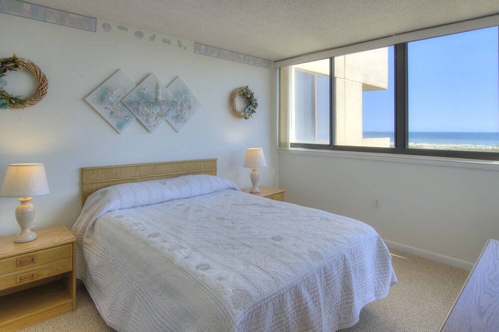 Photo of Bedroom in Atlantic Beach