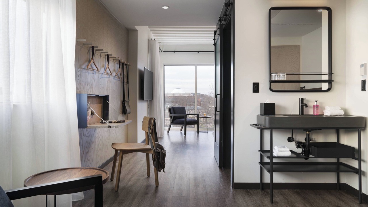 Photo of Bedroom in Hillsboro Village