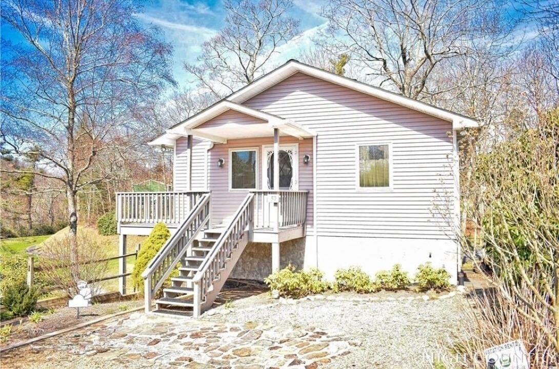 Photo of Outdoor in Newland