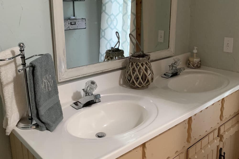 Photo of Bathroom in Robbinsville