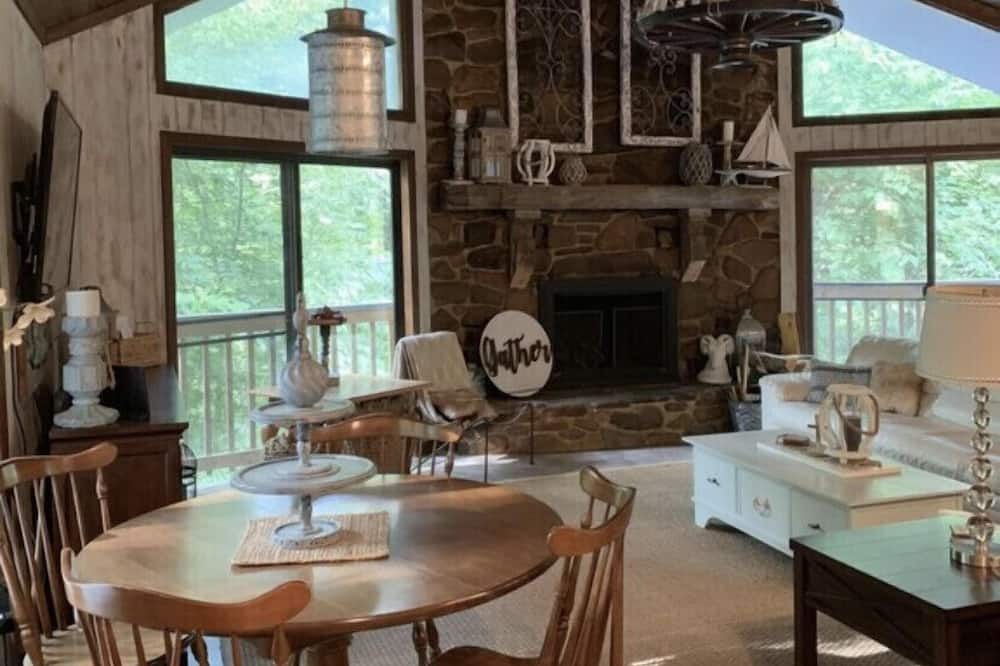 Photo of Kitchen in Robbinsville