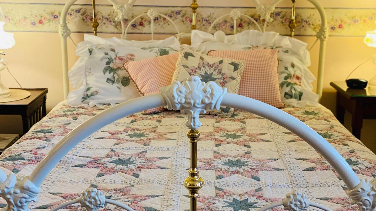 Photo of Bedroom in Burnsville