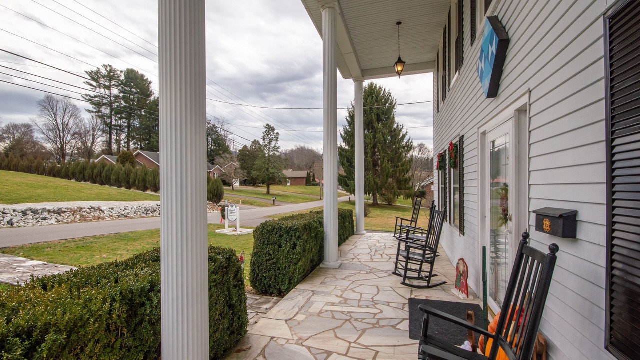 Photo of Patio Balcony in Burnsville
