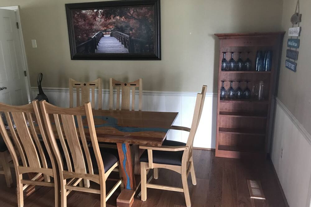Photo of Kitchen in Southmont