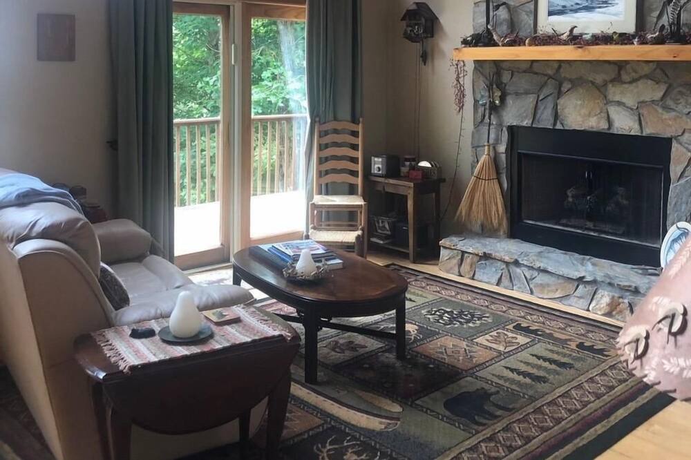 Photo of Livingroom in Murphy