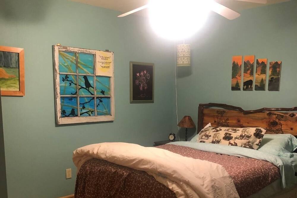 Photo of Bedroom in Murphy