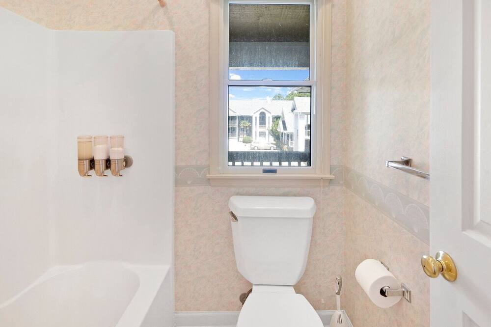 Photo of Bathroom in Corolla Light