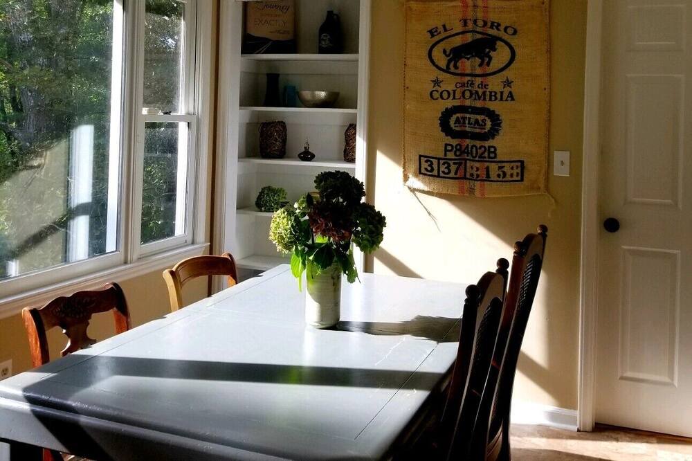 Photo of Kitchen in Horse Shoe
