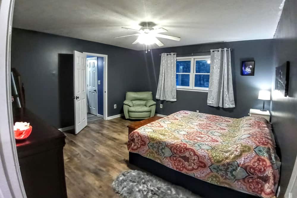 Photo of Bedroom in Horse Shoe