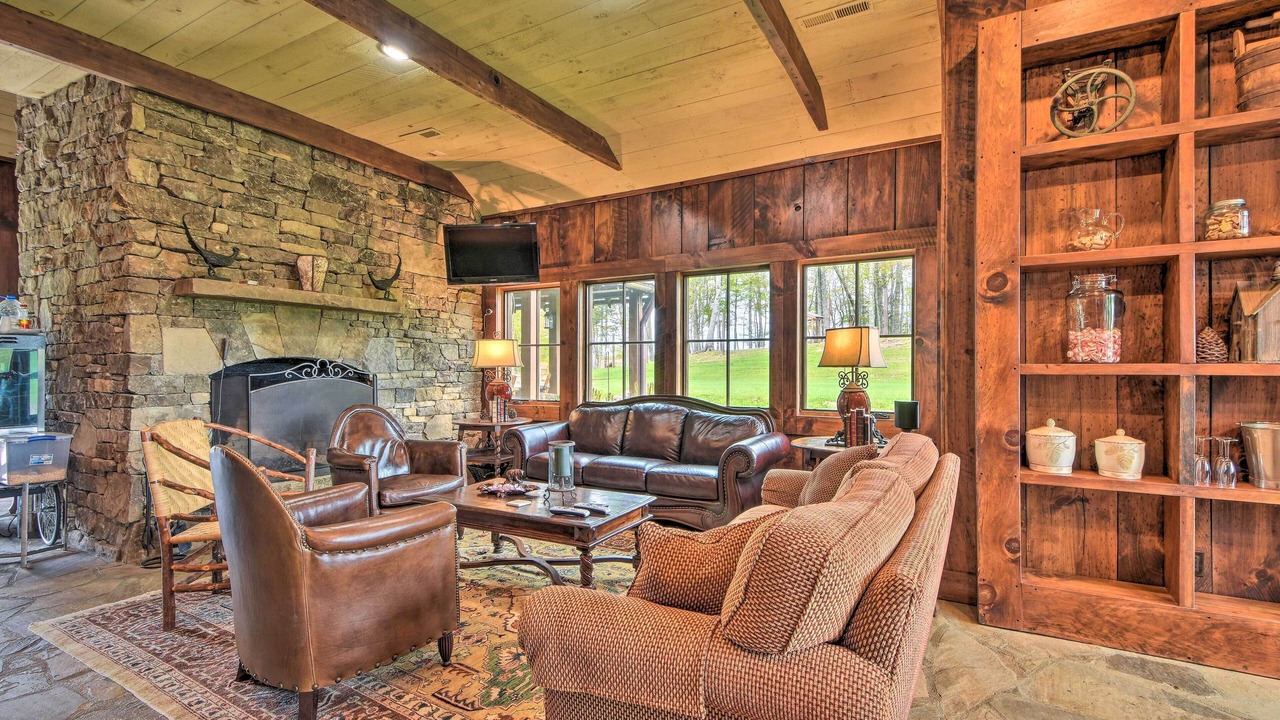 Photo of Livingroom in Glenville