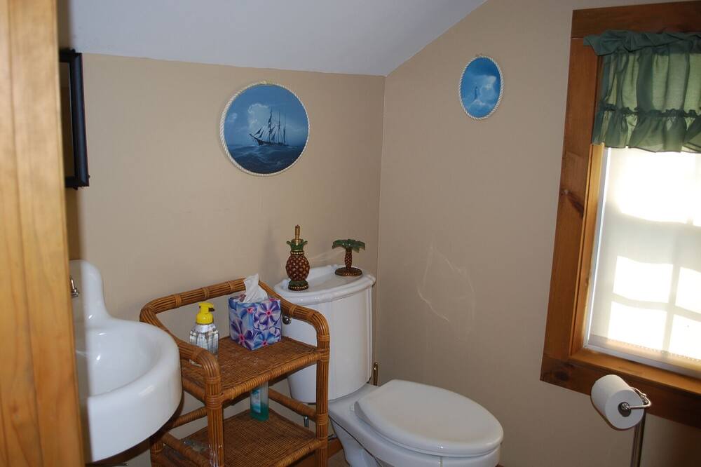 Photo of Bathroom in Warrensville
