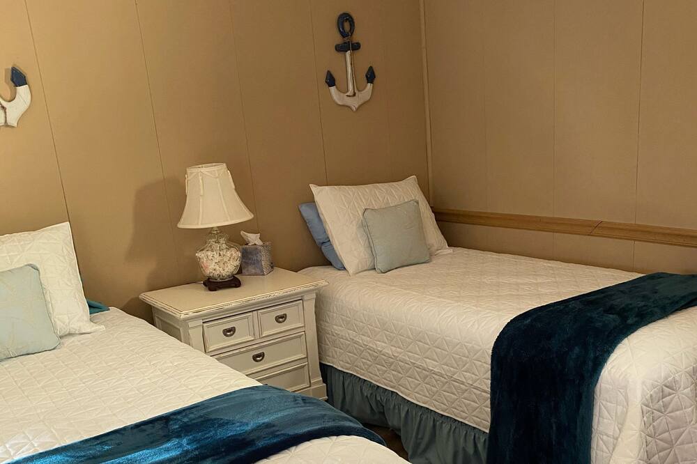 Photo of Bedroom in New London